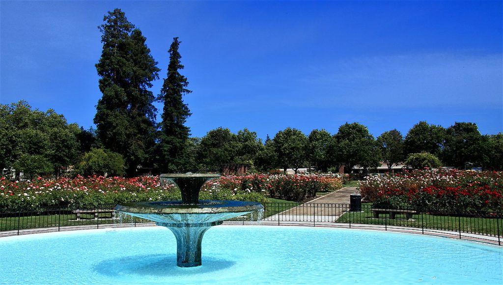 Municipal_Rose_Garden_Fountain,_San_Jose