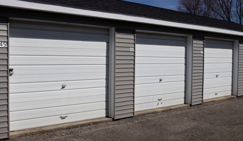 storage unit, for moving out