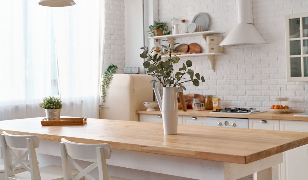 staged kitchen