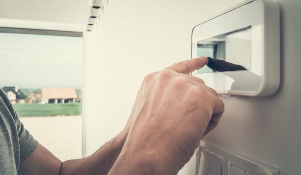 Humidity-Controlled Storage Units