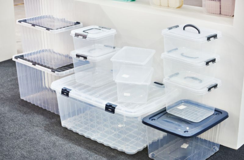 clear box containers at home