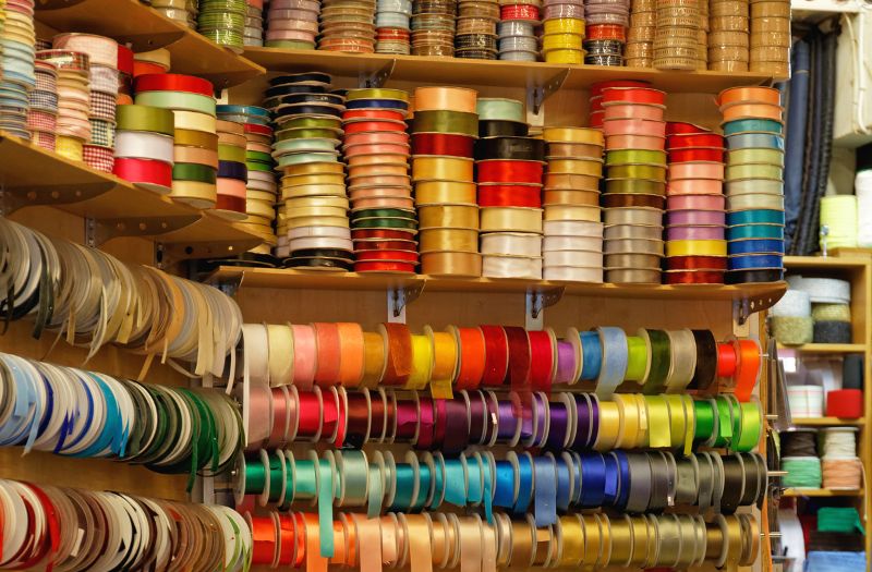 different colors and sizes of ribbons