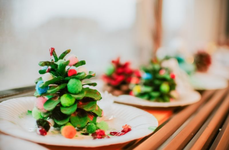 DIY Christmas Centerpieces